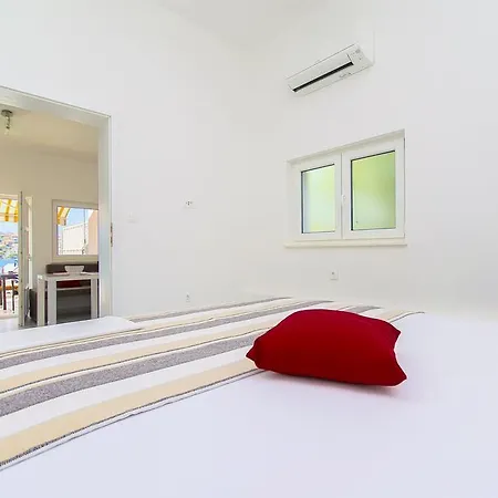 Mirjana Rogoznica (Sibenik-Knin)