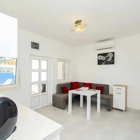 Apartamento Mirjana *