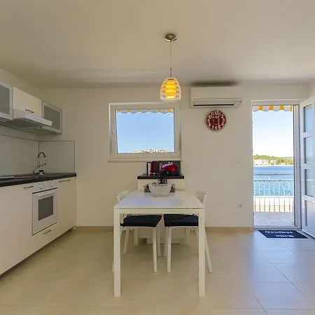 Apartamento Mirjana Rogoznica (Sibenik-Knin)
