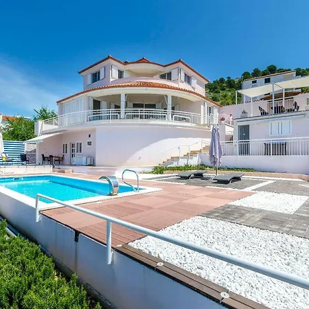 Mirjana Apartamento Rogoznica (Sibenik-Knin)